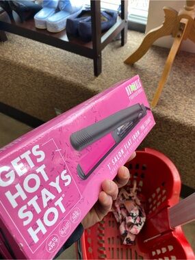 Hot Tools 1" Pink Salon Flat Iron – Professional Hair Straightener
